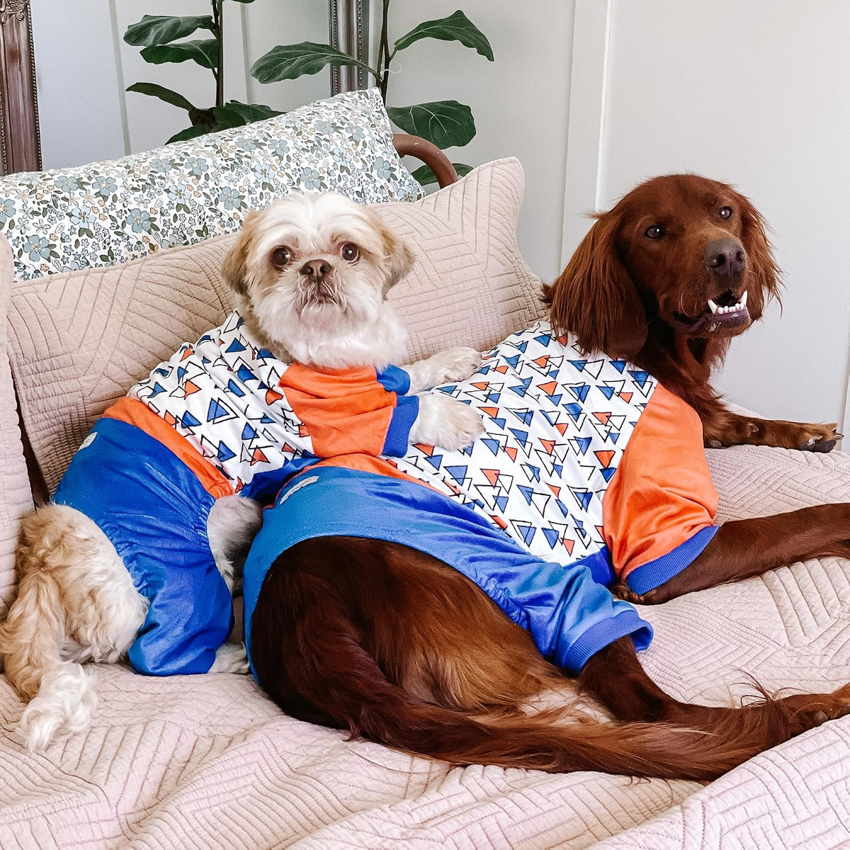 Dog Pyjamas Triangle Blue 40Cm – Soft Dog Pajamas for Winter, Cute Triangle Print, Press-Stud Closure, High Cut Belly, Machine Washable, 8 Size